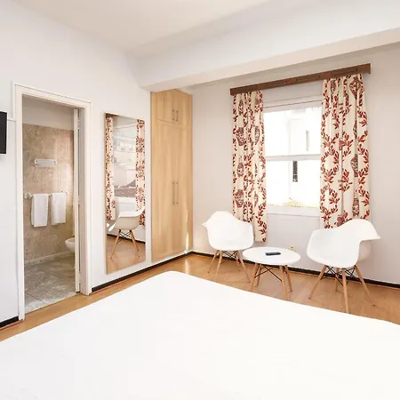 Maga Otel Puerto de la Cruz (Tenerife)
